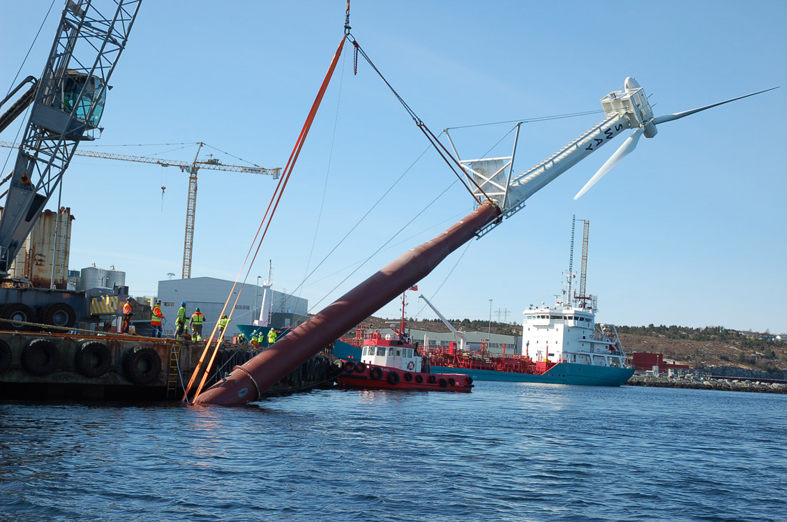 Extreme Storm Probably Sinks Sway's Test Model (Norway)