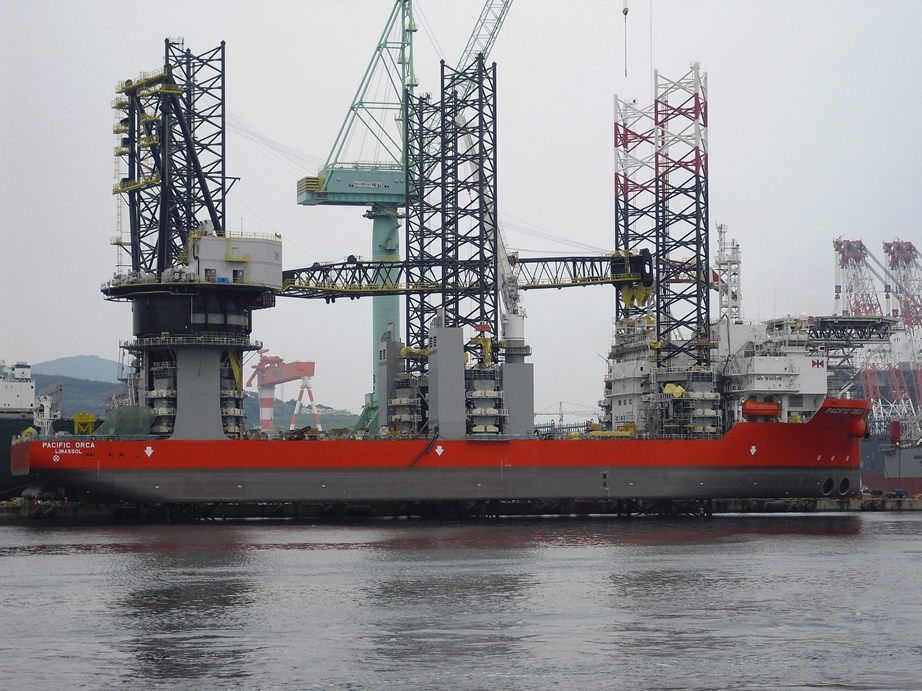 Swire Blue Ocean's Two WIVs Continue on Schedule