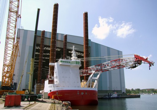 Nordic Yards Fits Jack-Up Legs on DBB's 'Wind Server'