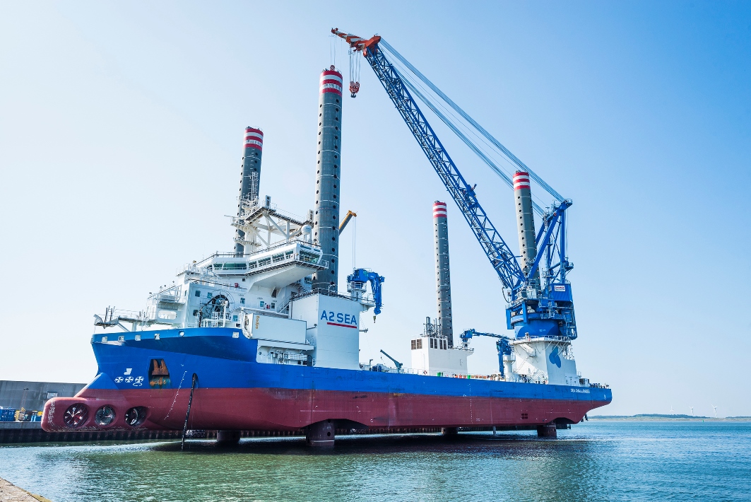 VIDEO SEA CHALLENGER Loading for Westermost Rough OWF