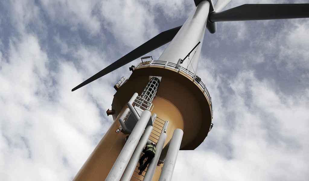 Maersk Training, Dong Energy Spur Recruitment into Wind Industry