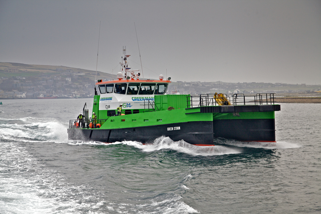 Seaway 7 Books Green Marine for Beatrice