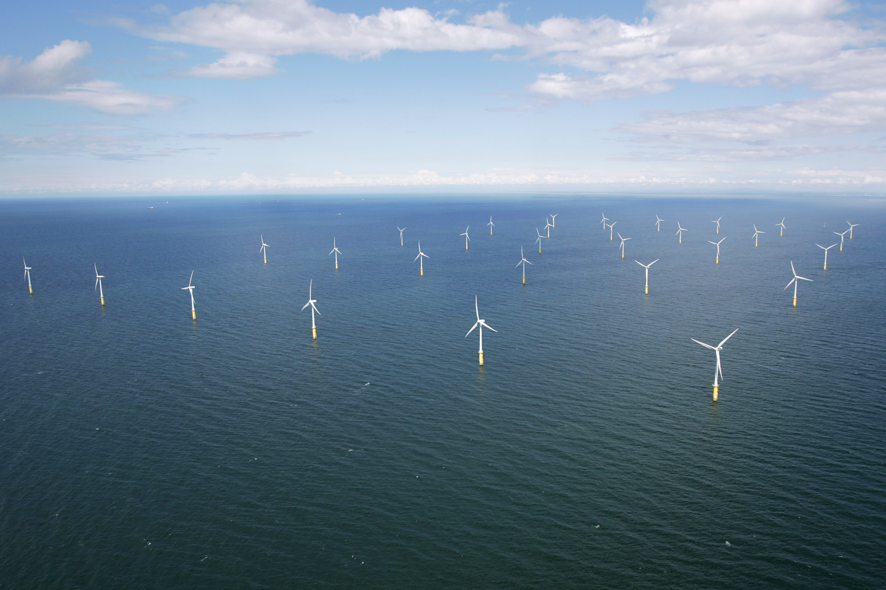 EDS HV Wins North Hoyle O&M Deal