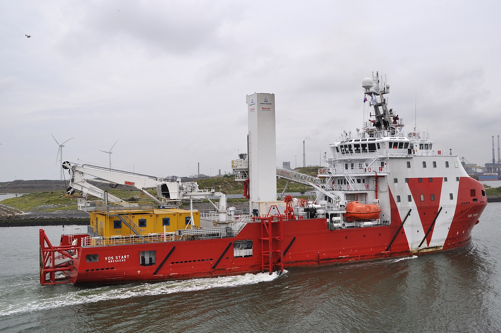 VOS Start Completes Two-Year MHI Vestas Hire