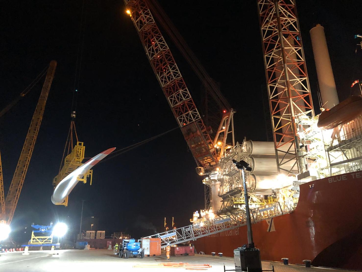 Blue Tern En Route to Trianel Windpark Borkum II