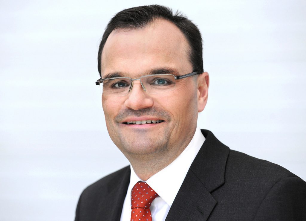 Siemens Gamesa Reveals New CEO as Tacke Steps Down