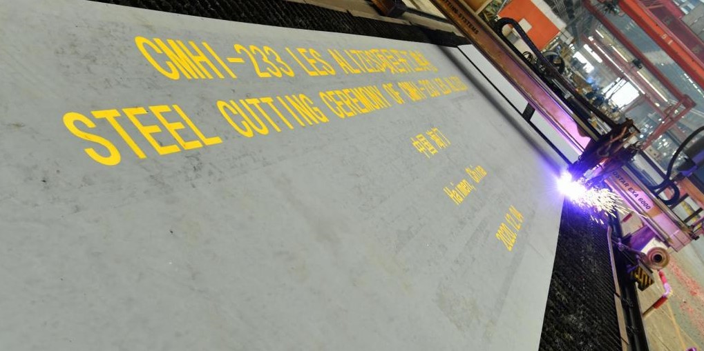 Construction of Les Alizés Begins