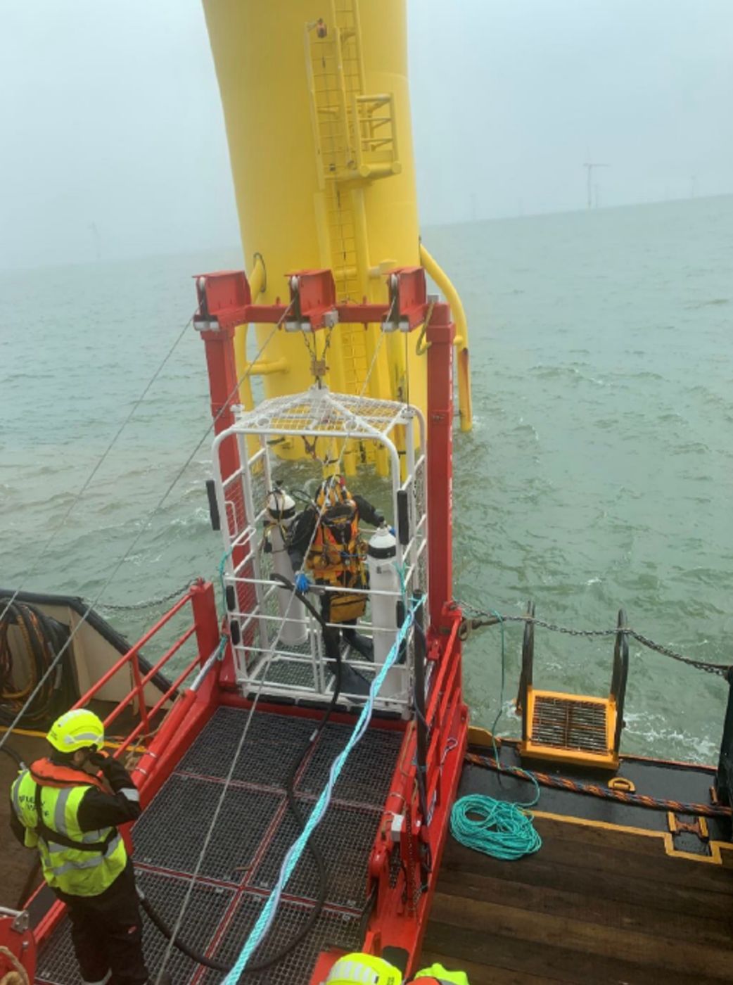 Leask Marine Wraps Up London Array Task