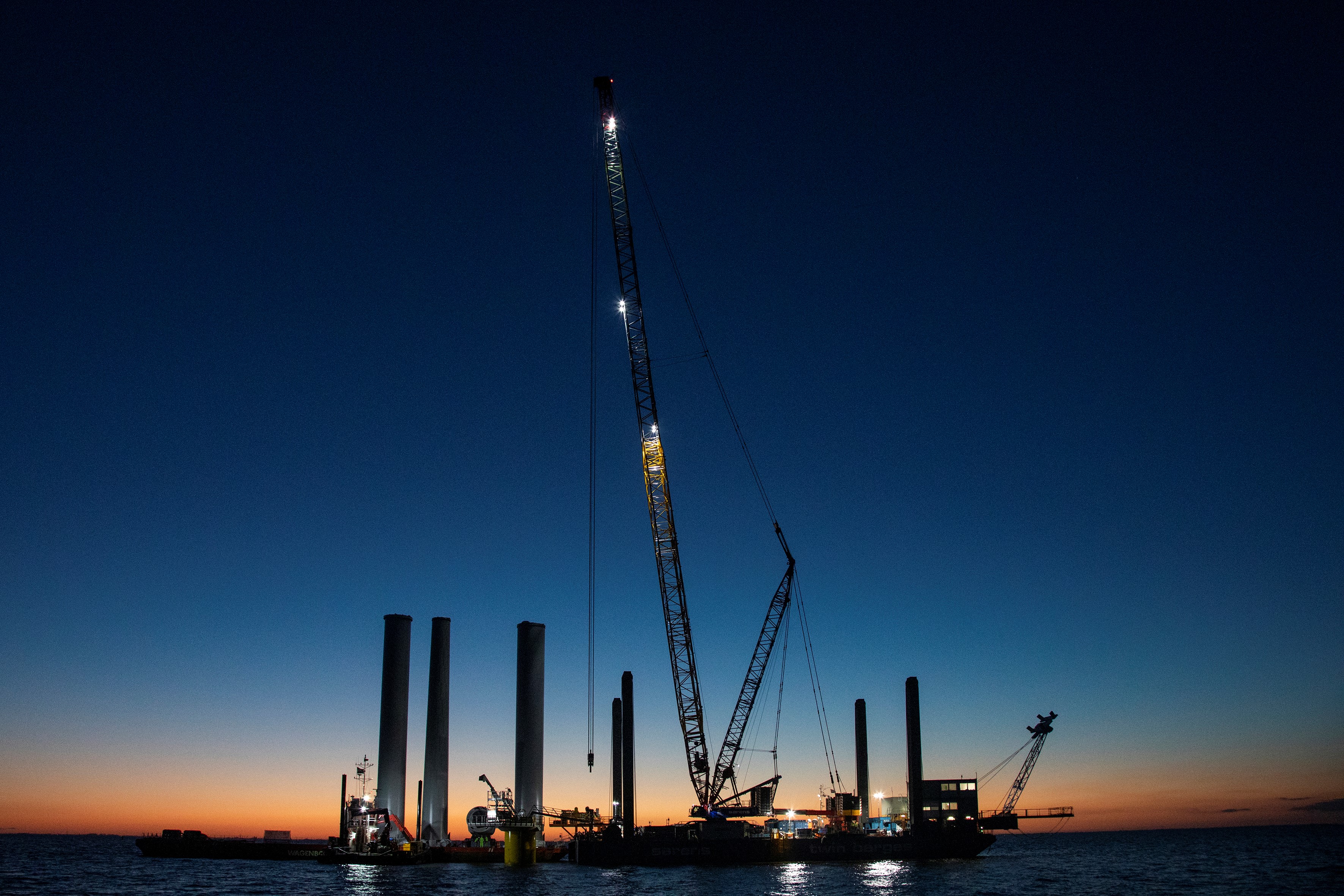 Turbine Installation Kicks Off at Windpark Fryslân