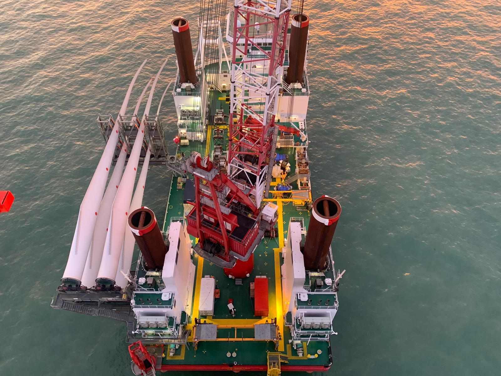 Aerial view of the Wind Server vessel with turbine components