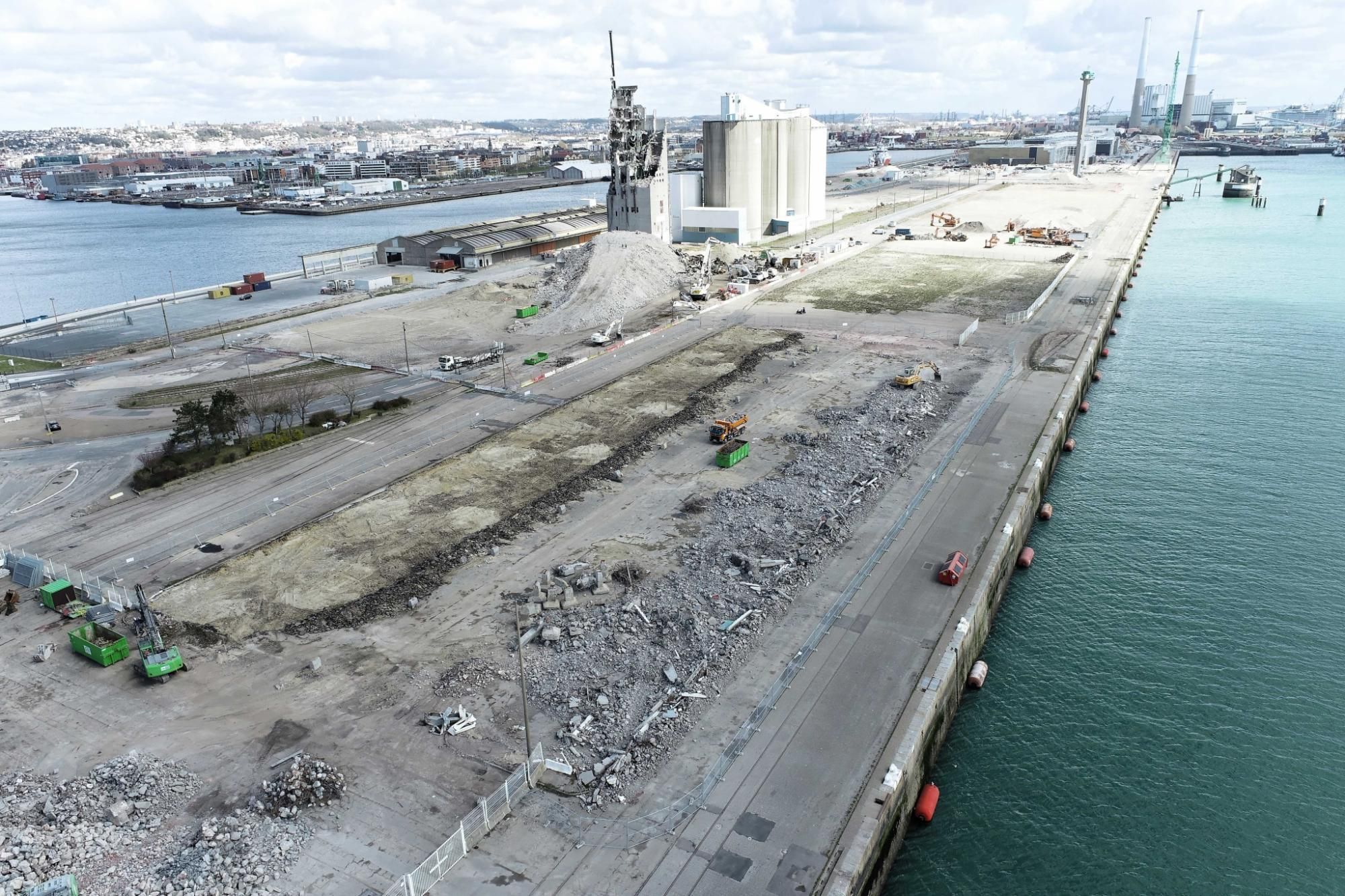 Joannès Couvert quay at Port of Le Havre