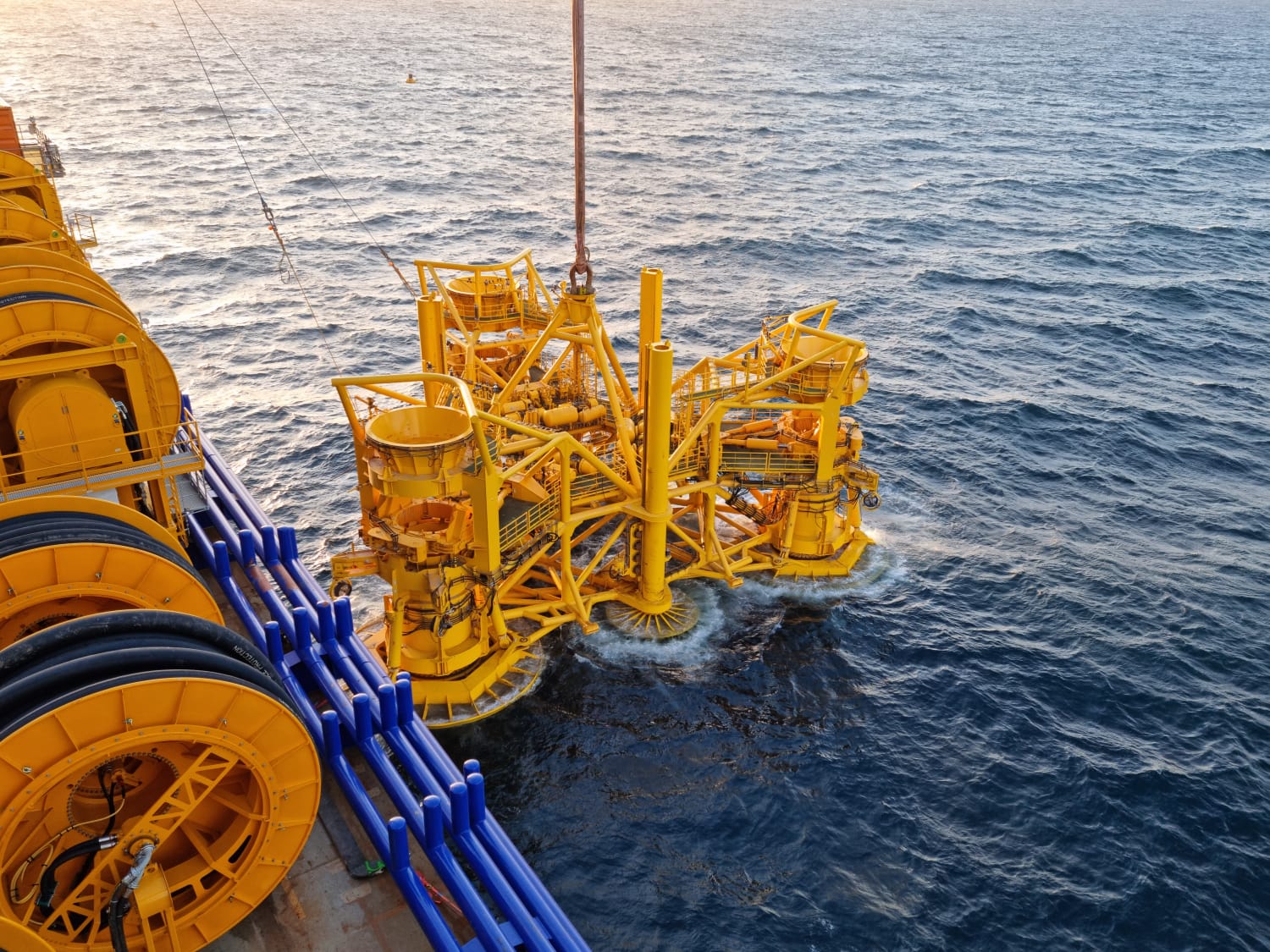 Aeolus Leaves France Following Drilling Equipment Malfunction