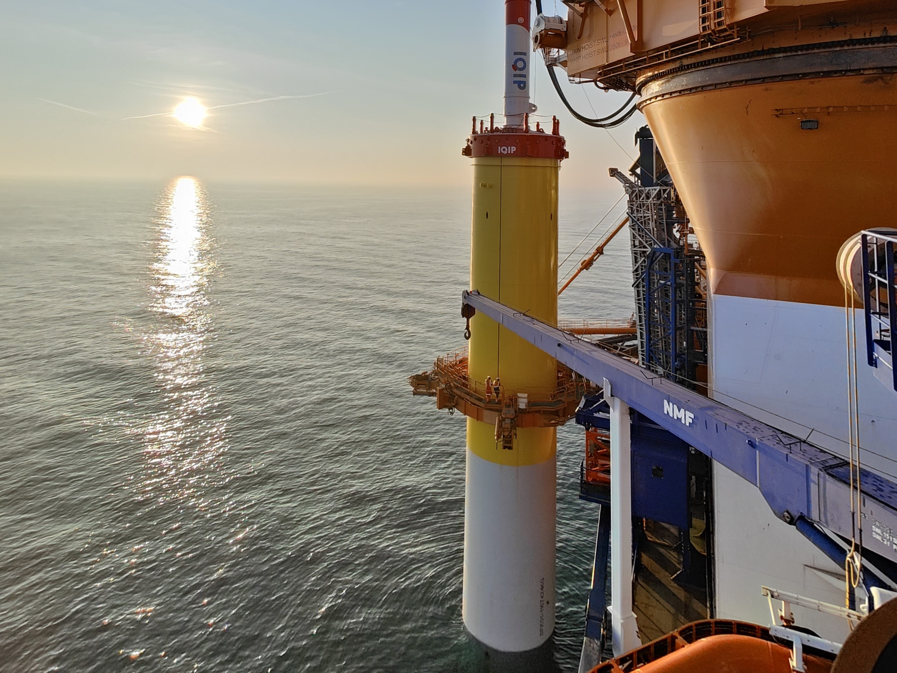 Van Oord Installs First Monopile at RWE's Sofia Offshore Wind Farm