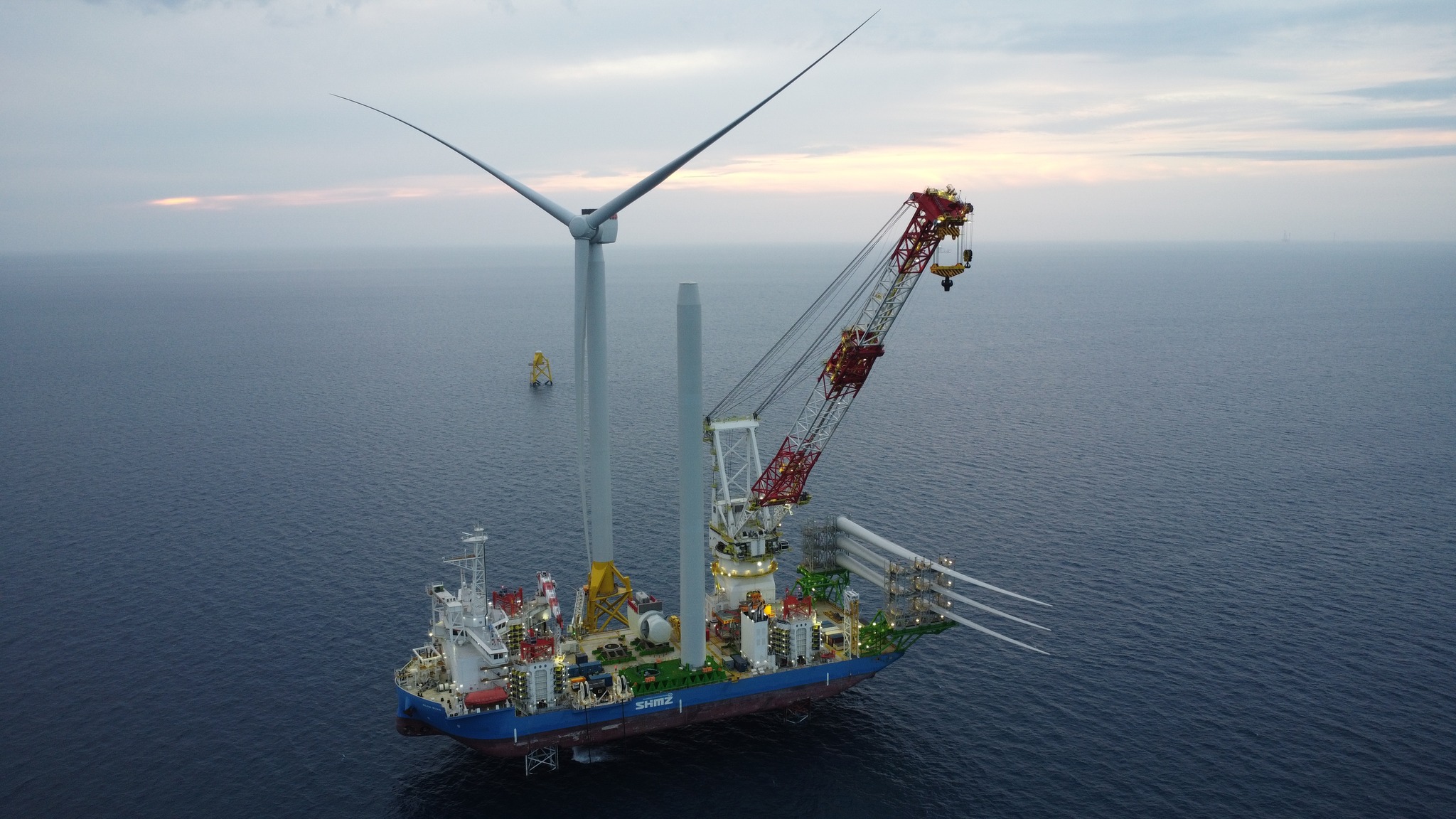 Hai Long first turbine