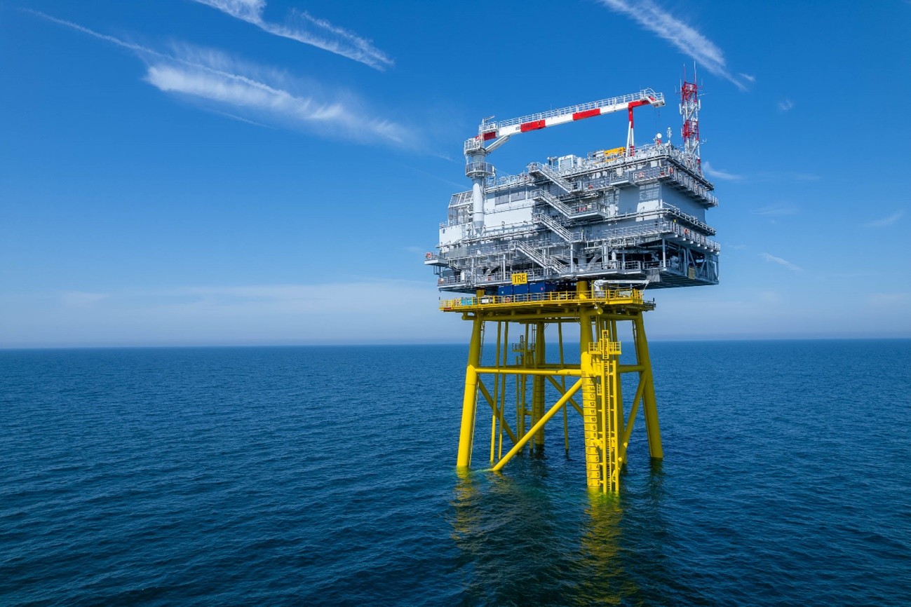 DEME Installs Dieppe Le Tréport Offshore Substation | Offshore Wind
